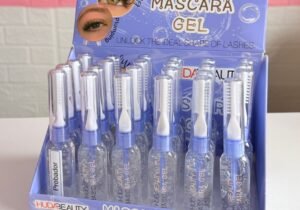 Máscara gel transparente con cepillo